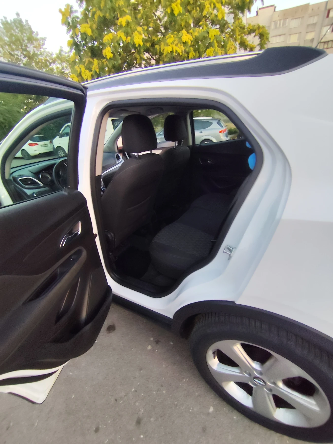 Opel Mokka, снимка 11 - Автомобили и джипове - 55905217