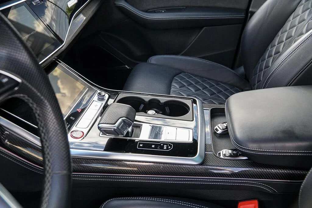 Audi SQ7 4.0 TFSI Quattro , снимка 7 - Автомобили и джипове - 56028993