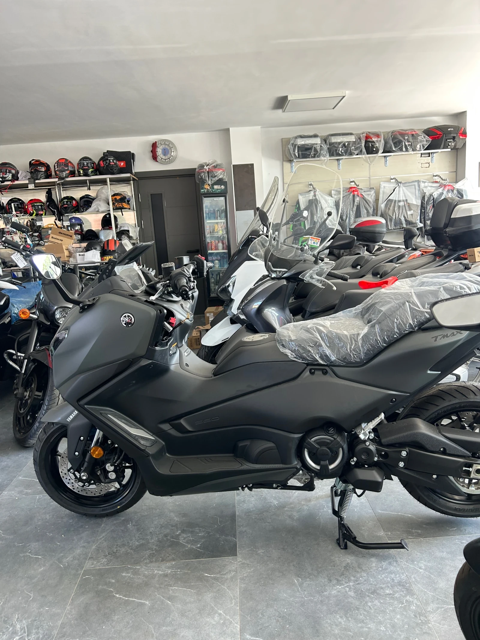 Yamaha T-max Лизинг-Наличен, снимка 4 - Мотоциклети и мототехника - 55232877