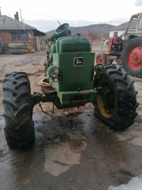 Трактор John Deere 3140