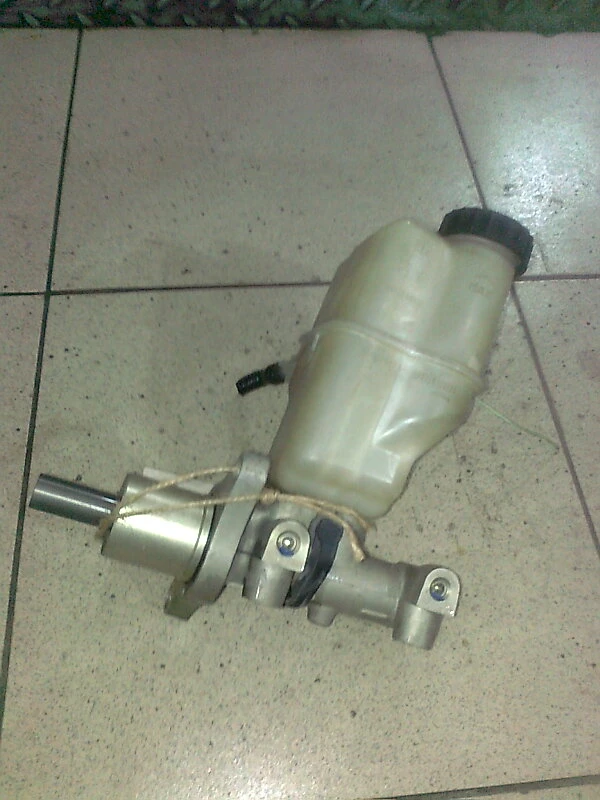 спирачна помпа за Пежо 407 2.2Б 16В