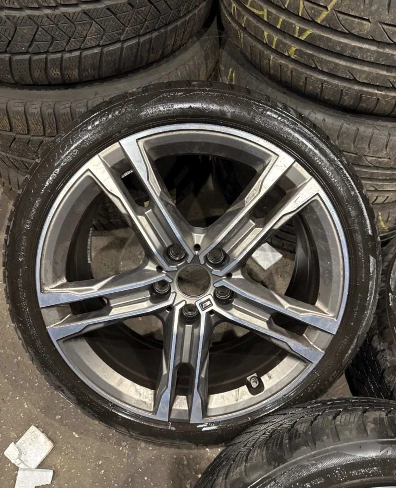 Гуми с джанти Bridgestone 225/40R18, снимка 5 - Гуми и джанти - 55889517