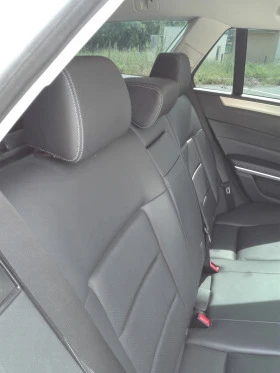 Mercedes-Benz E 200 bluetek, снимка 3
