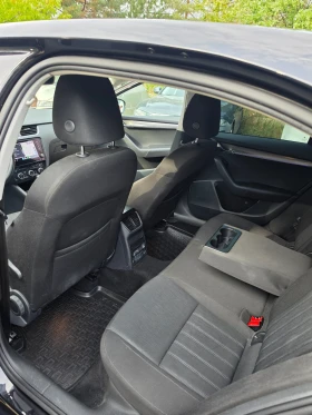 Skoda Octavia 2.0 TDI DSG, снимка 12