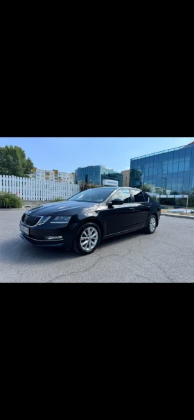 Skoda Octavia 2.0 TDI DSG, снимка 1