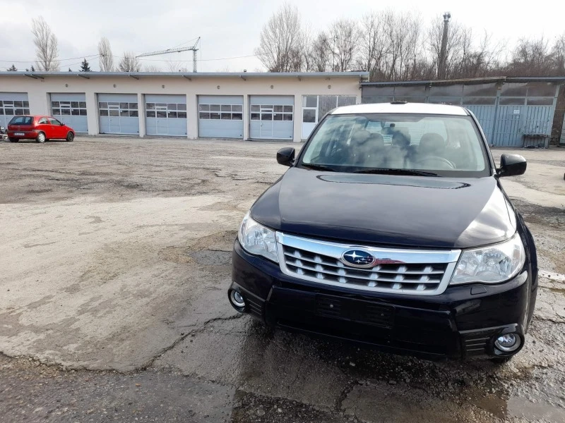 Subaru Forester 2.0 НА ЧАСТИ, снимка 2 - Автомобили и джипове - 39450609