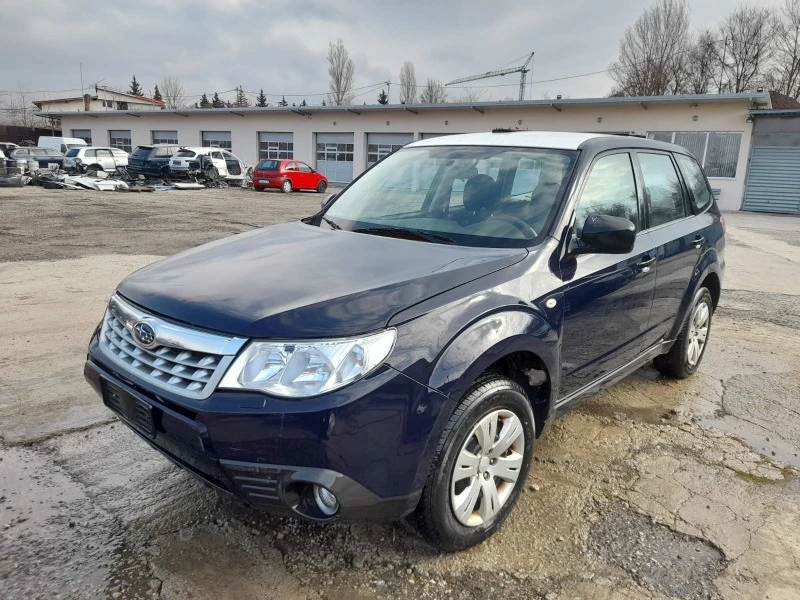 Subaru Forester 2.0 НА ЧАСТИ, снимка 1 - Автомобили и джипове - 39450609