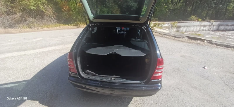 Mercedes-Benz C 180  kompressor - avangarde facelift , снимка 12 - Автомобили и джипове - 47186410