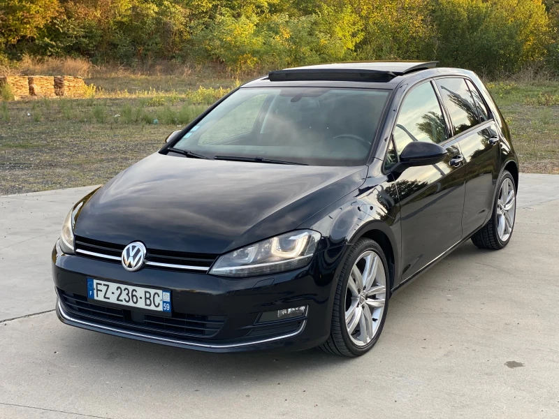 VW Golf 1.6 tdi R Line, снимка 1 - Автомобили и джипове - 47430313