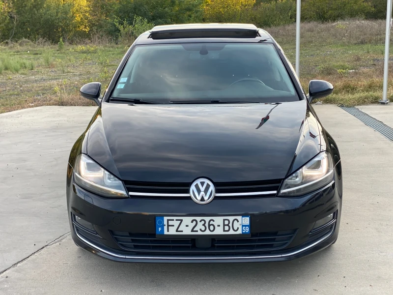 VW Golf 1.6 tdi R Line, снимка 3 - Автомобили и джипове - 47430313