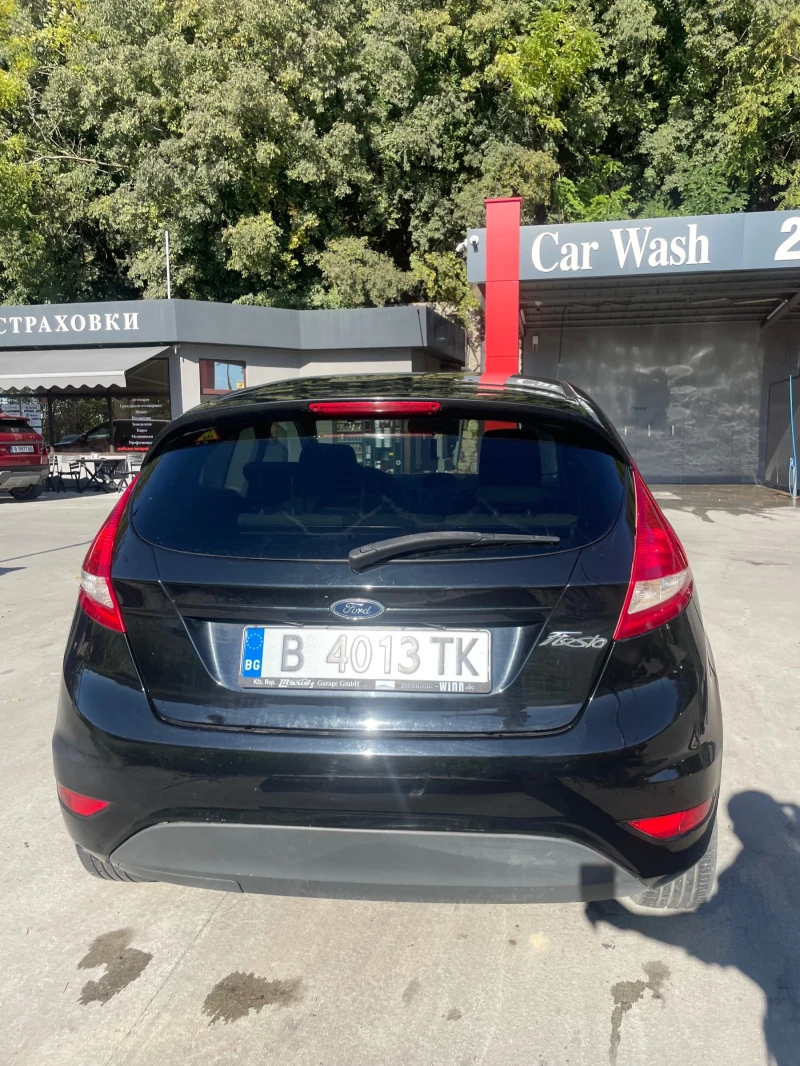 Ford Fiesta 1.4 бензин, снимка 4 - Автомобили и джипове - 47897580