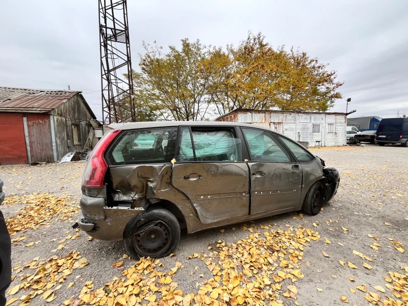 Citroen C4 Picasso, снимка 5 - Автомобили и джипове - 48578593