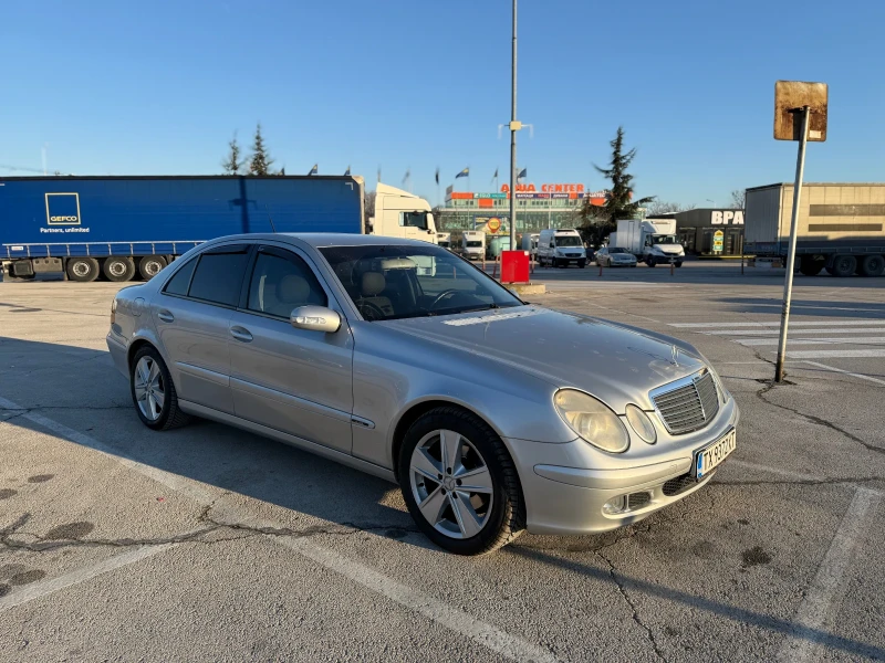 Mercedes-Benz E 270, снимка 1 - Автомобили и джипове - 49293278