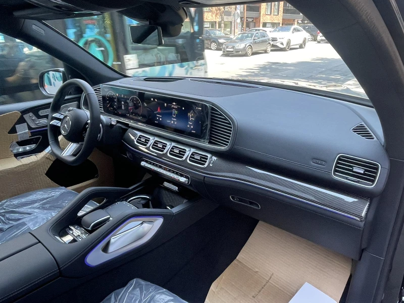 Mercedes-Benz GLE 450 d 4Matic AMG New = MGT Conf = 7 Seats/AMG Гаранция, снимка 13 - Автомобили и джипове - 49622602