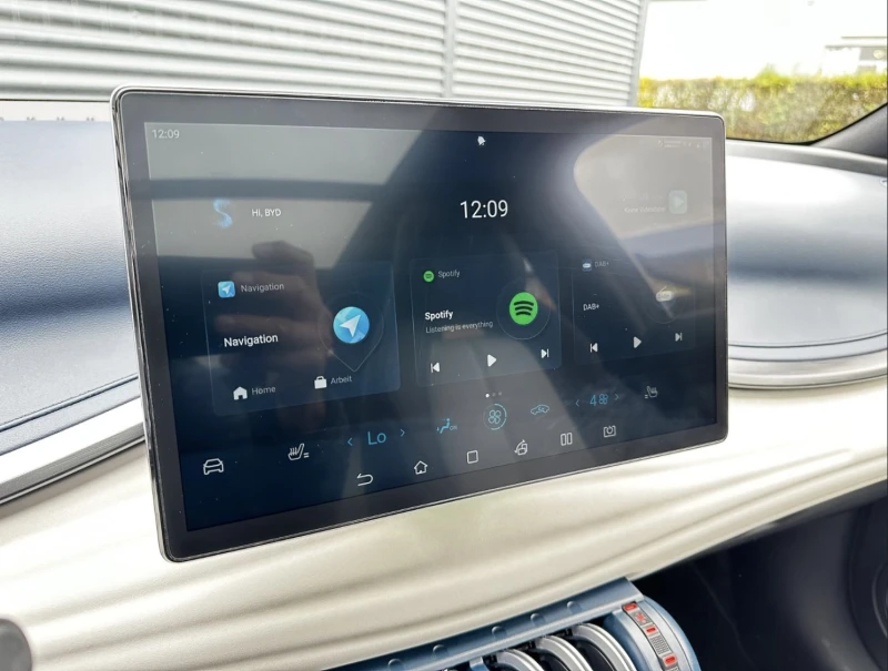 BYD Atto3 60 kwh/Desing, снимка 8 - Автомобили и джипове - 52017661