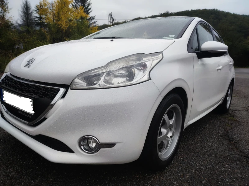 Peugeot 208, снимка 11 - Автомобили и джипове - 52631944
