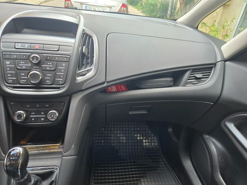 Opel Zafira, снимка 11 - Автомобили и джипове - 52142616