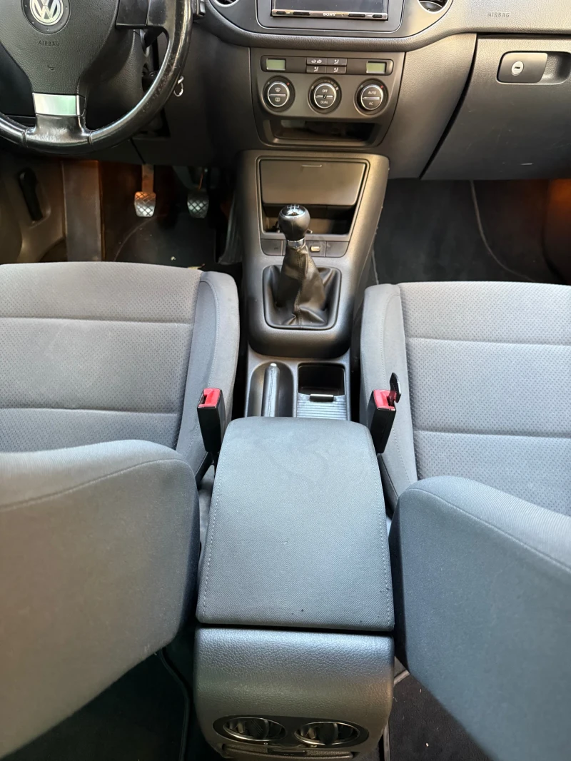 VW Golf Plus, снимка 9 - Автомобили и джипове - 52143569