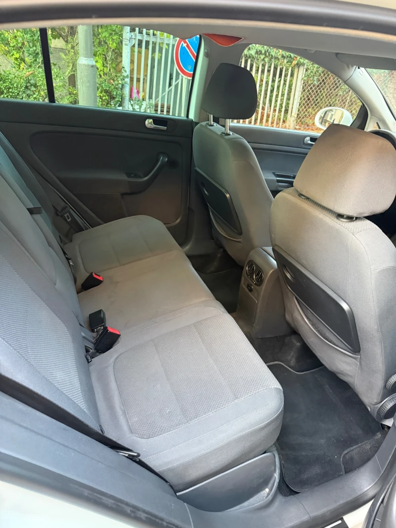 VW Golf Plus, снимка 10 - Автомобили и джипове - 52143569