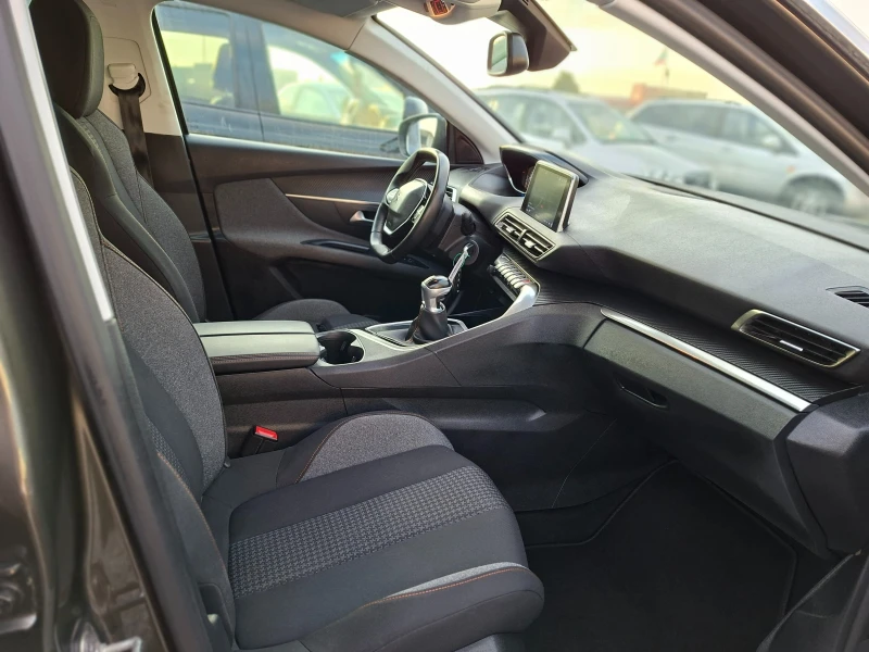Peugeot 3008 1.5HDi Евро 6D, снимка 12 - Автомобили и джипове - 52775089