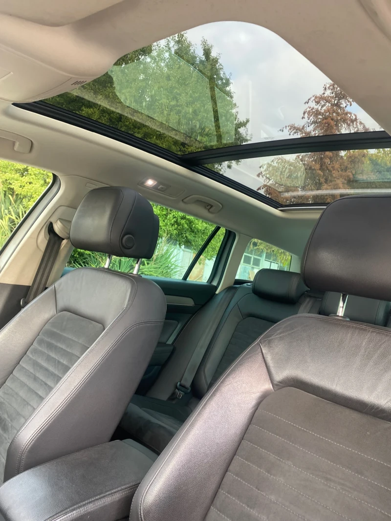 VW Passat 1.6 TDI R-LINE DIGITAL, снимка 11 - Автомобили и джипове - 53483850
