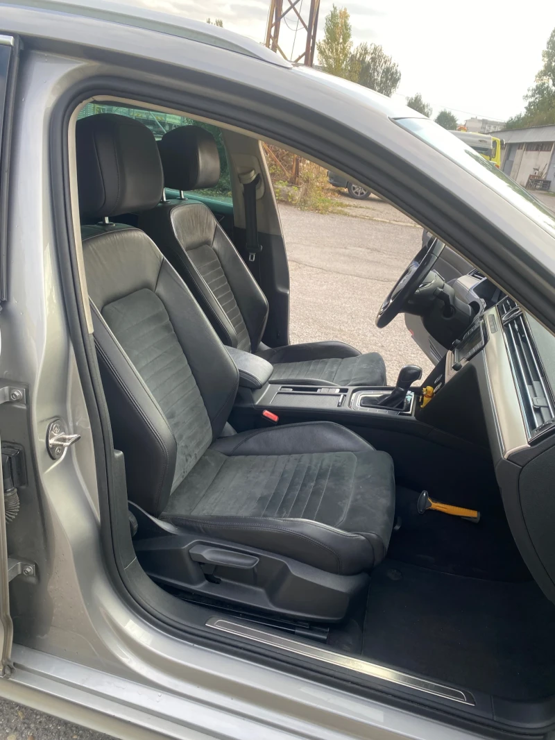 VW Passat 1.6 TDI R-LINE DIGITAL, снимка 9 - Автомобили и джипове - 53483850