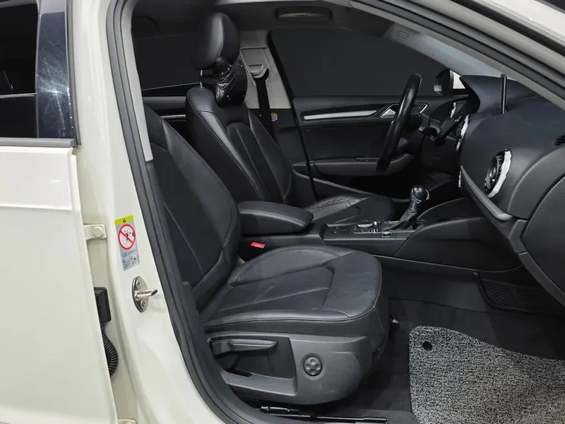Audi A3 1.6 TDI, снимка 11 - Автомобили и джипове - 54971445