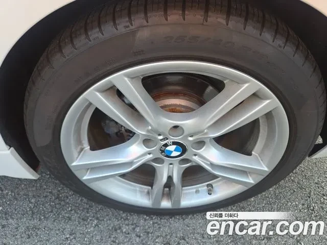 BMW 330 i, АВТОКРЕДИТ, снимка 16 - Автомобили и джипове - 56071677