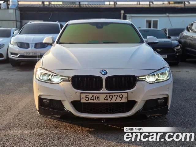 BMW 330 i, АВТОКРЕДИТ