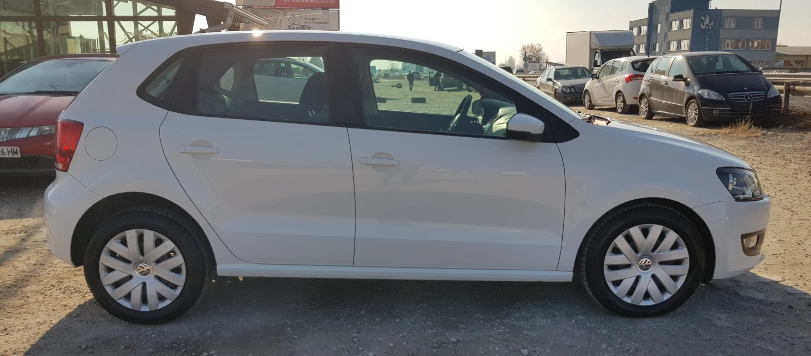 VW Polo 1.6 TDI-90 к.с. ЛИЗИНГ - изображение 4