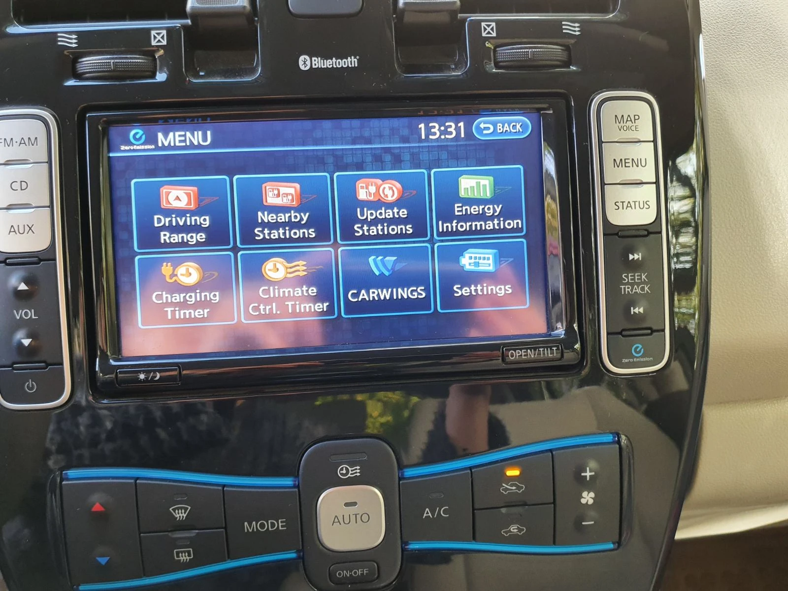 Nissan Leaf   - изображение 7