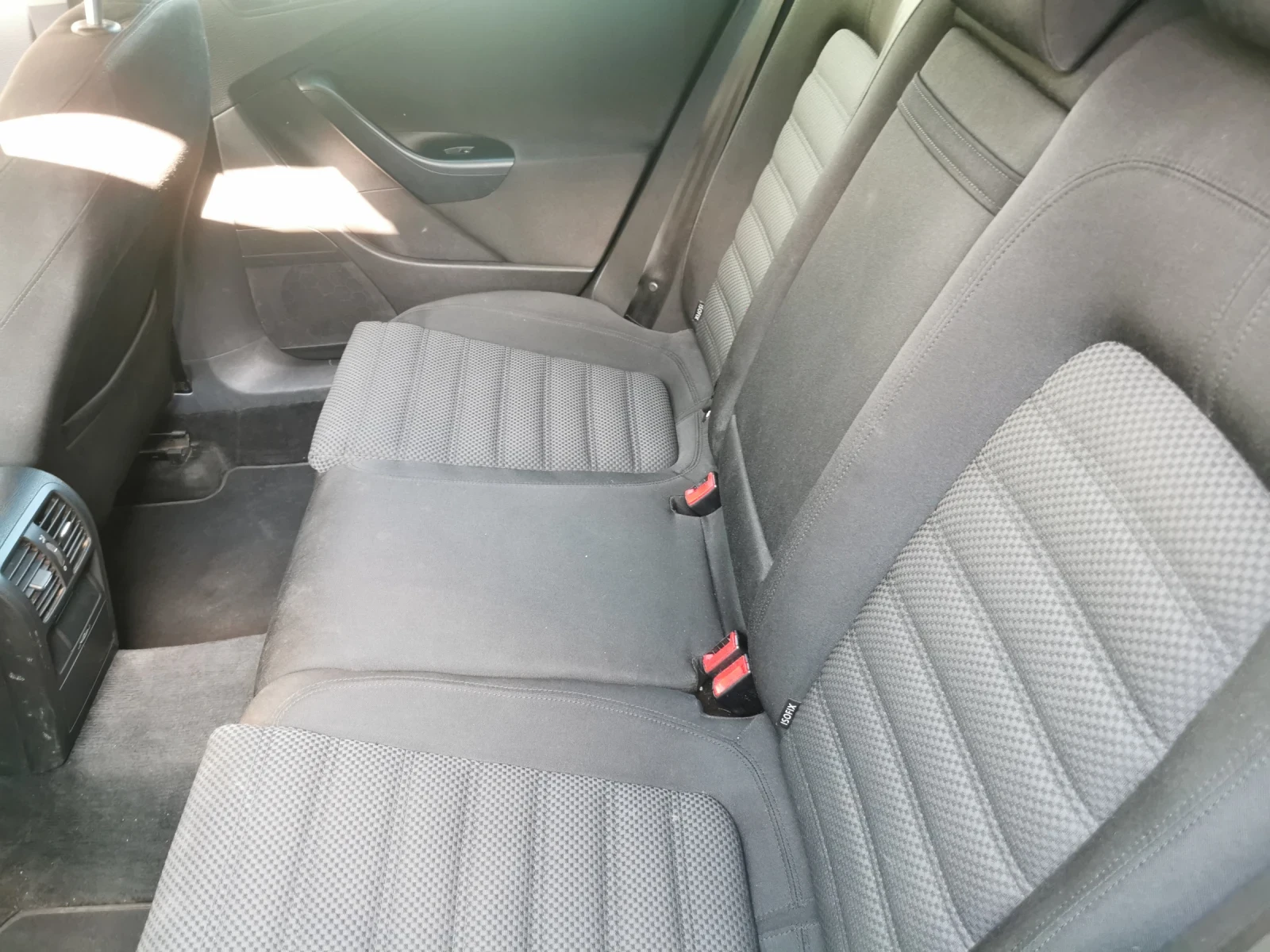 VW Passat  - изображение 8
