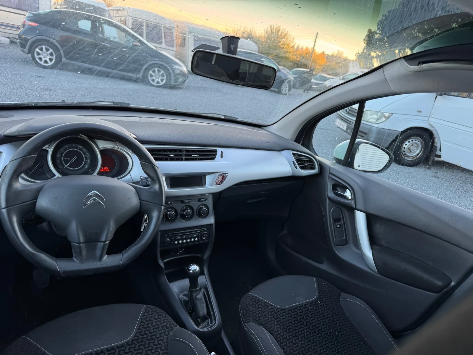 Citroen C3 2.0 E-HDI уникален автомобил - изображение 9