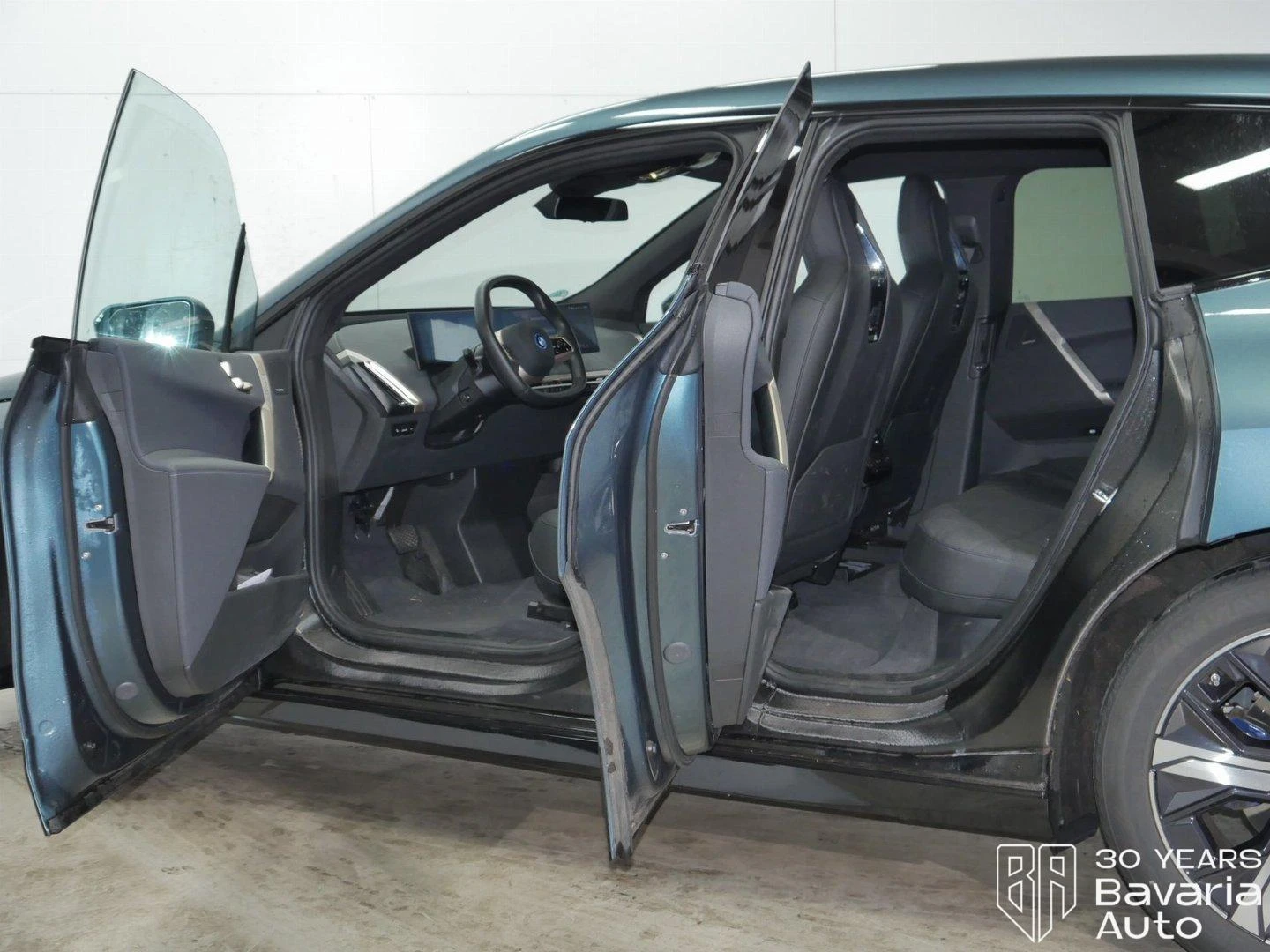 BMW iX 40 xDrive Sport - изображение 5