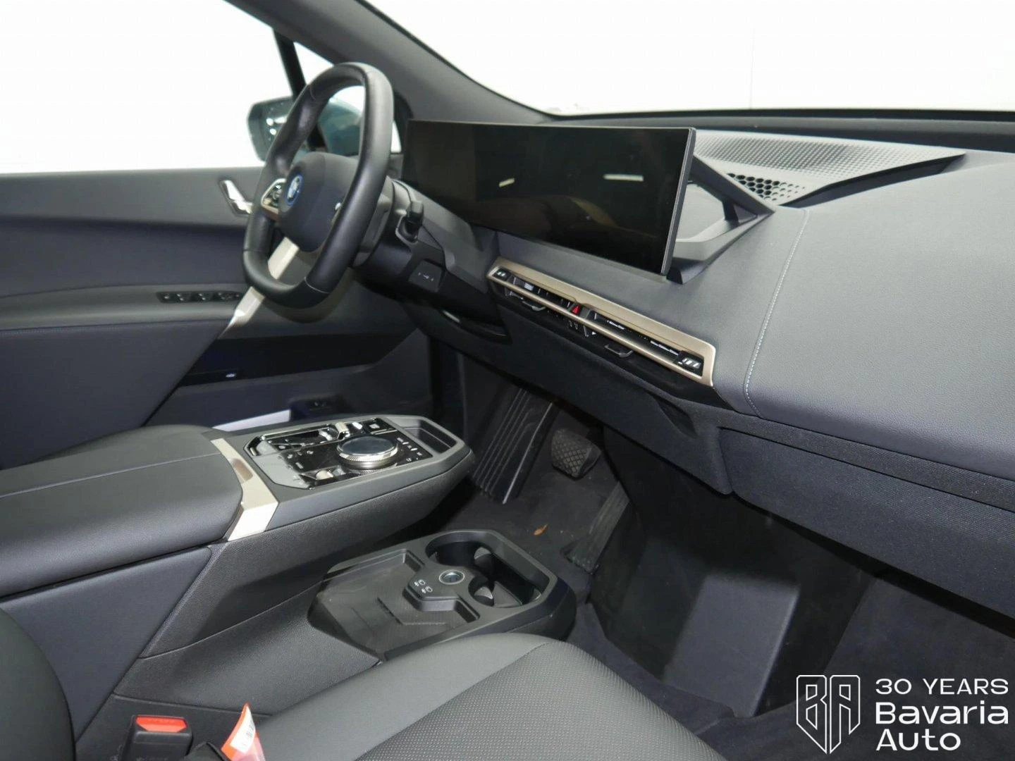 BMW iX 40 xDrive Sport - изображение 6