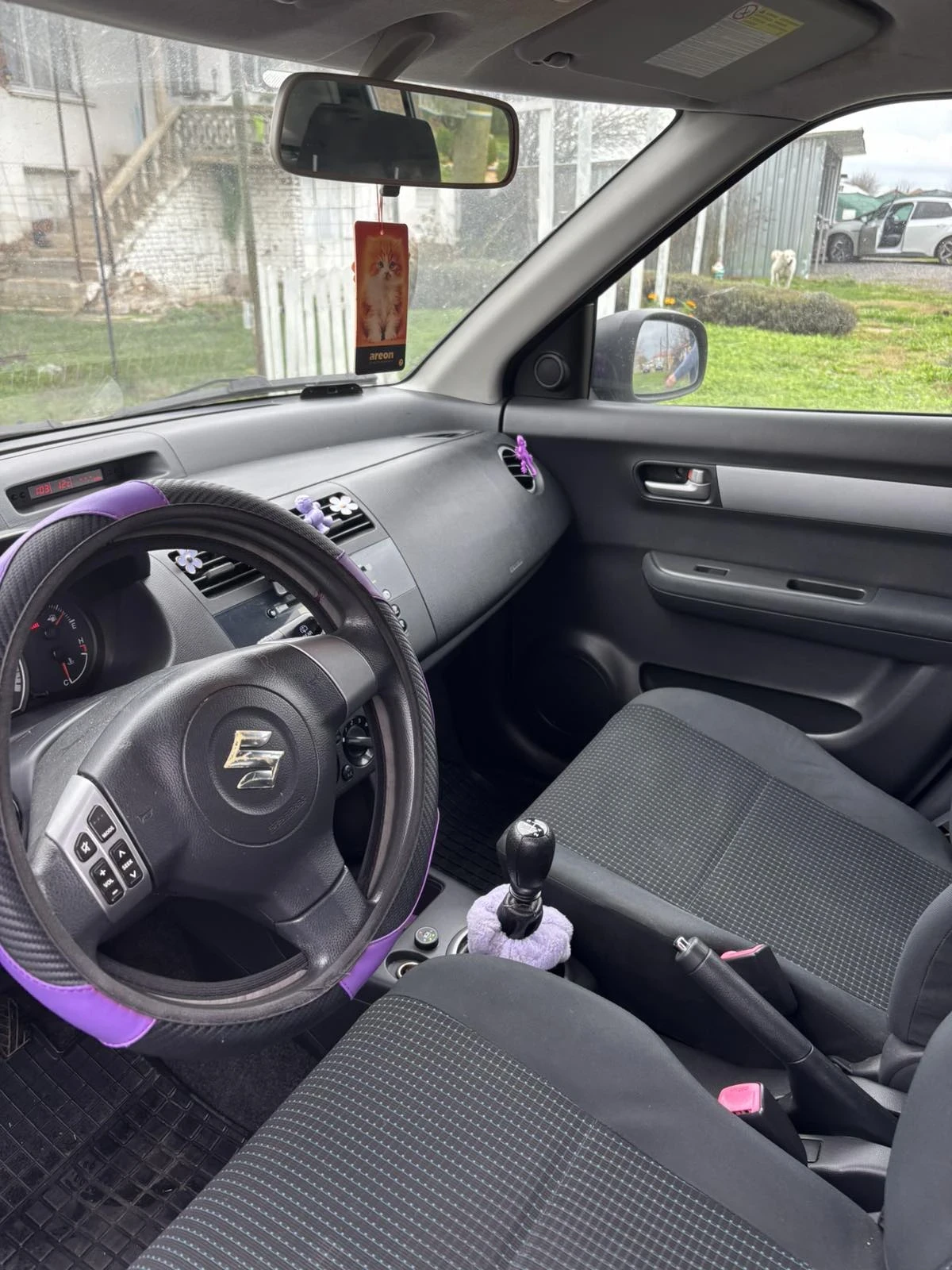 Suzuki Swift ������ - ��� | Mobile.bg � ����������� 14