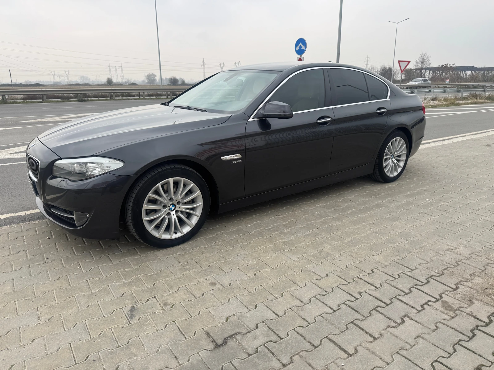 BMW 525 D X-DRIVE - изображение 3