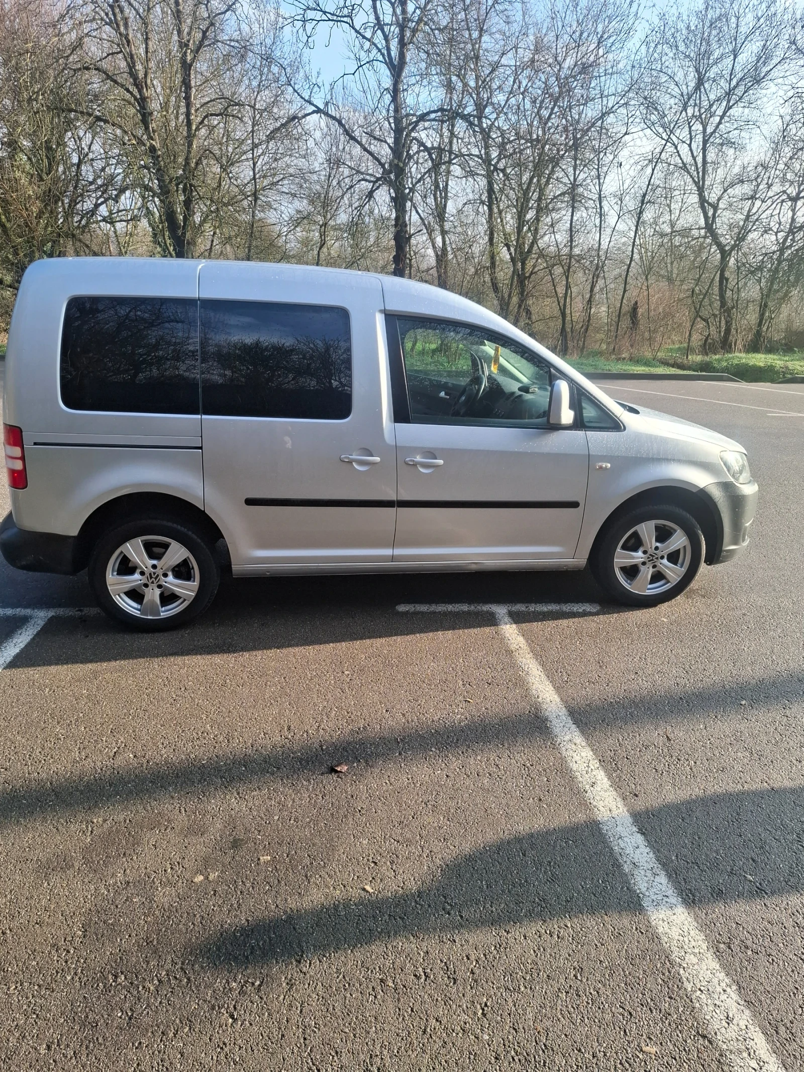 VW Caddy 1.6tdi - изображение 4