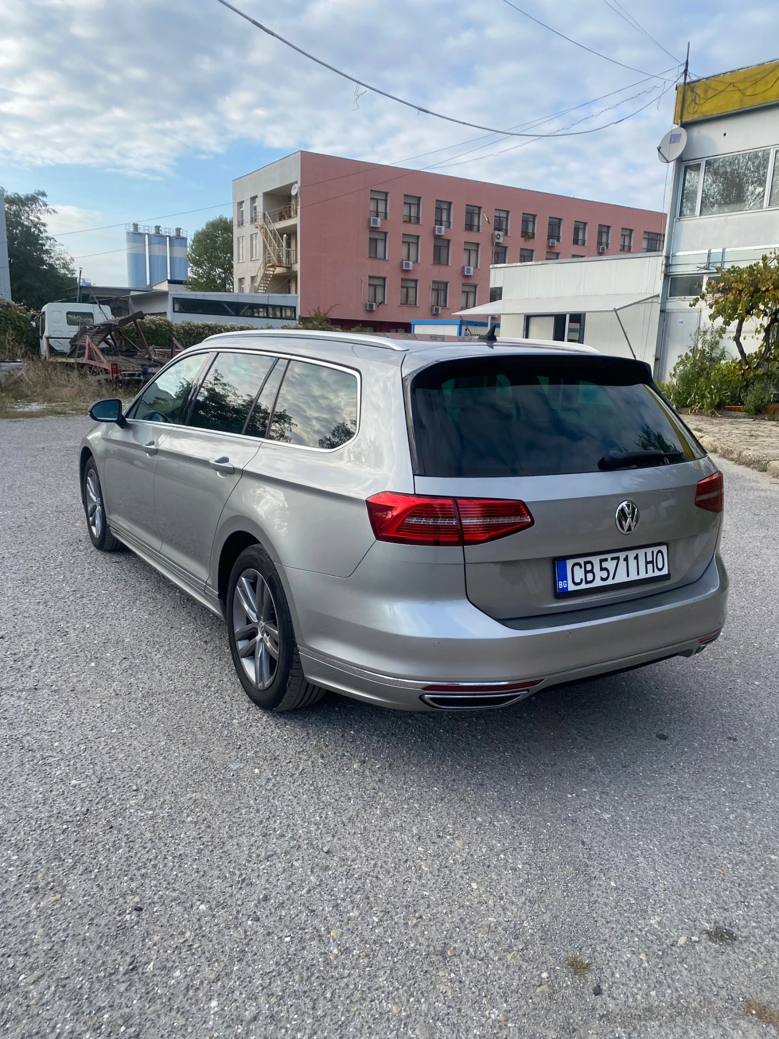 VW Passat 1.6 TDI R-LINE DIGITAL | Mobile.bg � ����������� 6