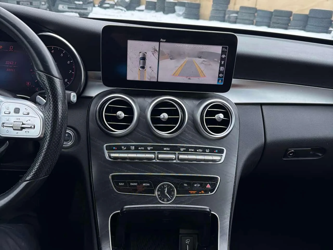 Mercedes-Benz C 300 CARFAX/ПАНОРАМА/ПОДГРЕВИ/360 - изображение 9