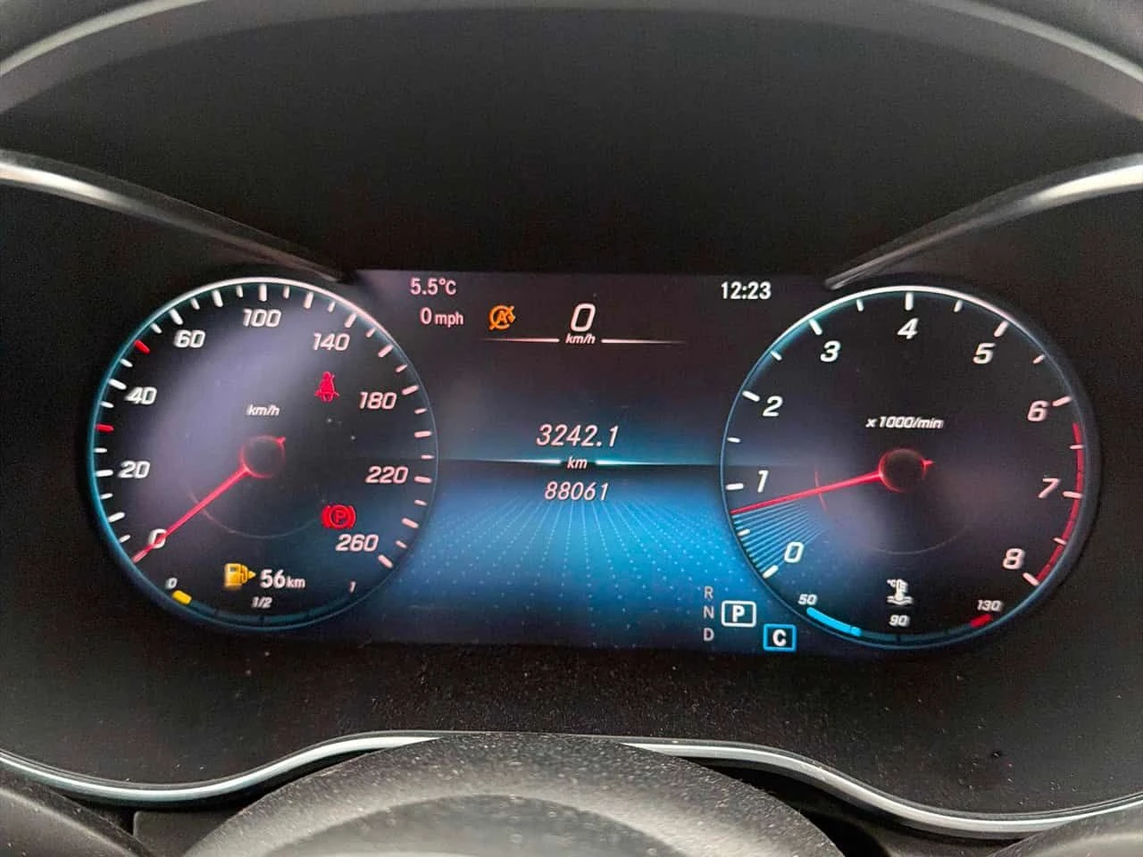 Mercedes-Benz C 300 CARFAX/ПАНОРАМА/ПОДГРЕВИ/360 - изображение 8