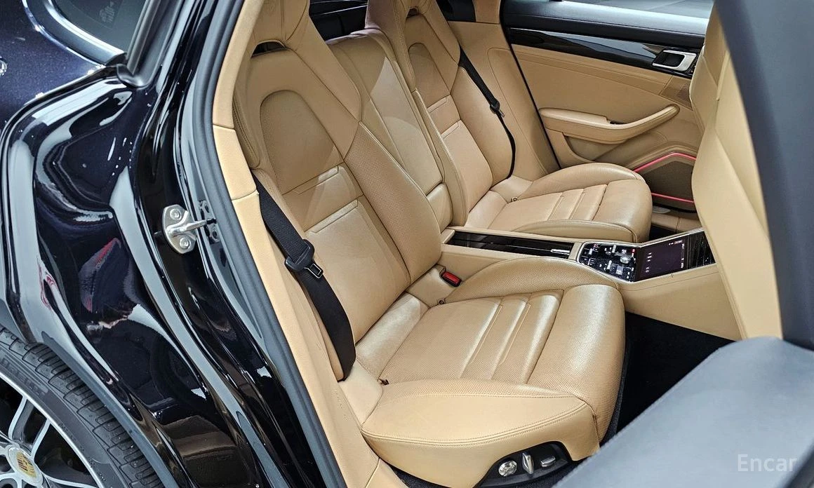 Porsche Panamera, снимка 12 - Автомобили и джипове - 53789111