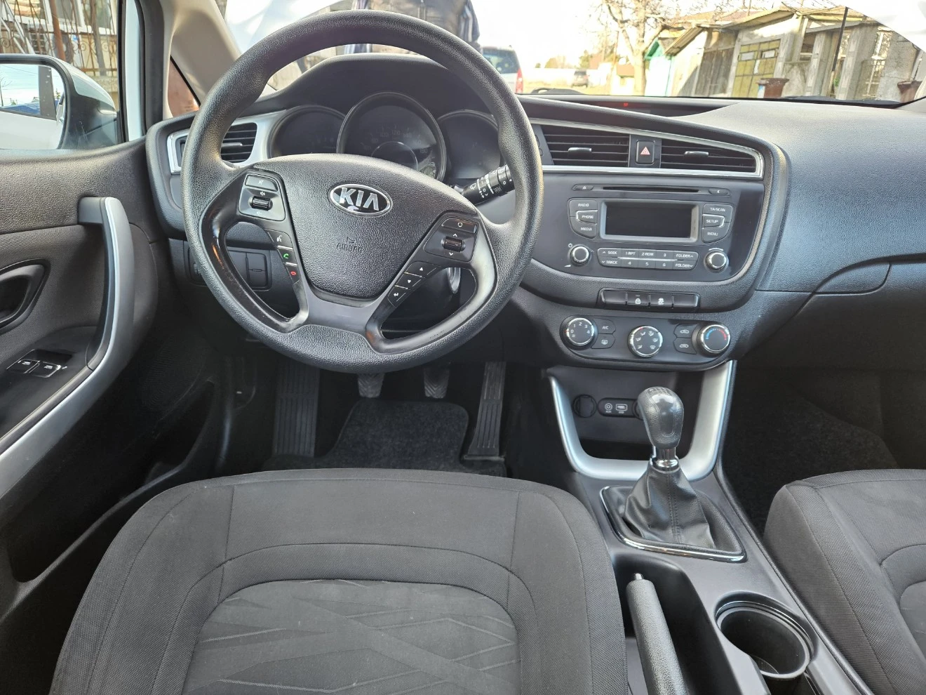 Kia Ceed, снимка 4 - Автомобили и джипове - 53851666