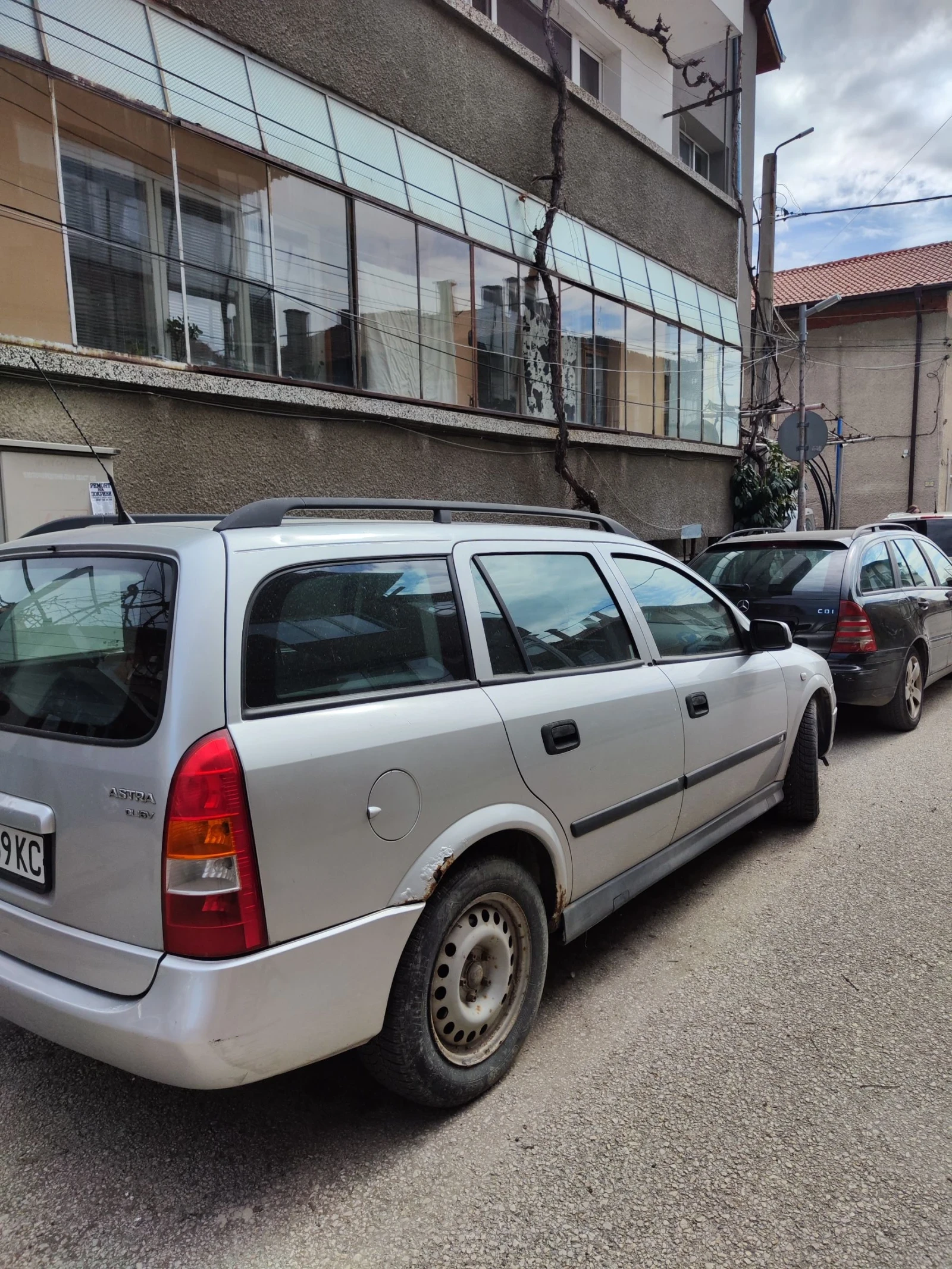 Opel Astra, снимка 4 - Автомобили и джипове - 53933327