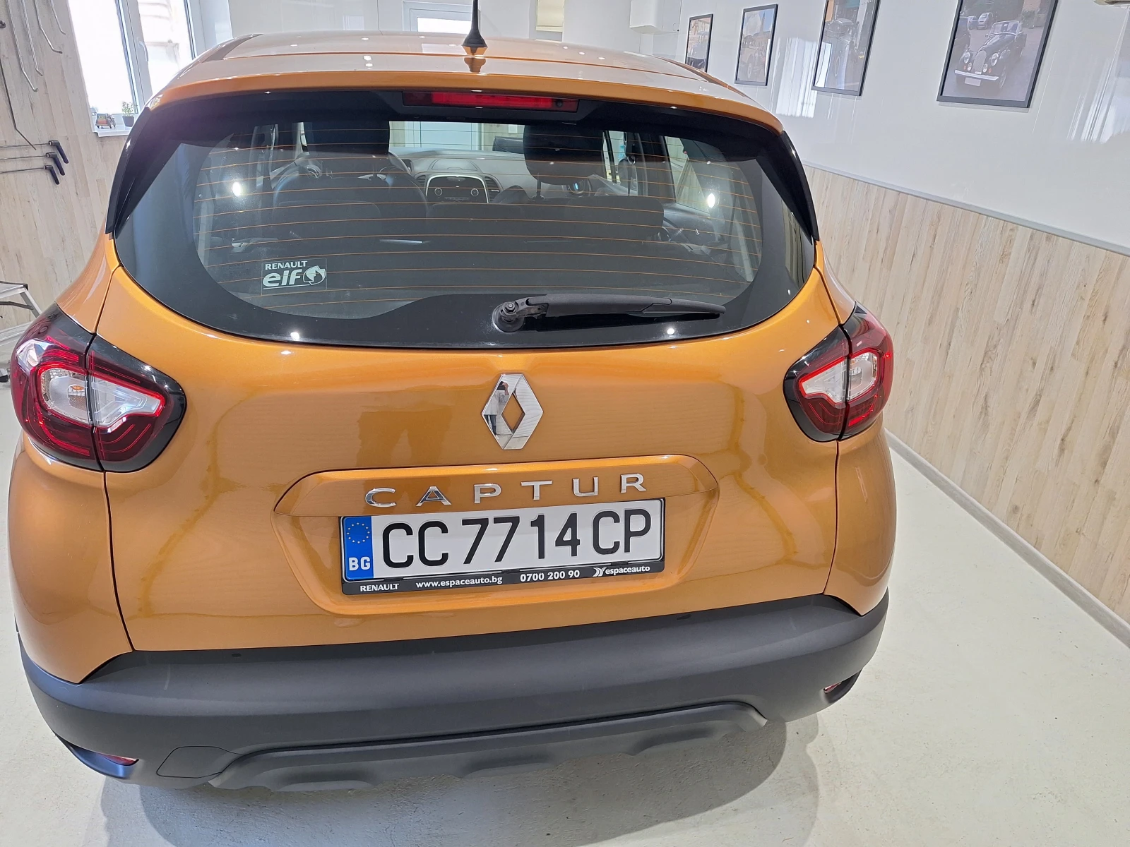 Renault Captur, снимка 5 - Автомобили и джипове - 54263123