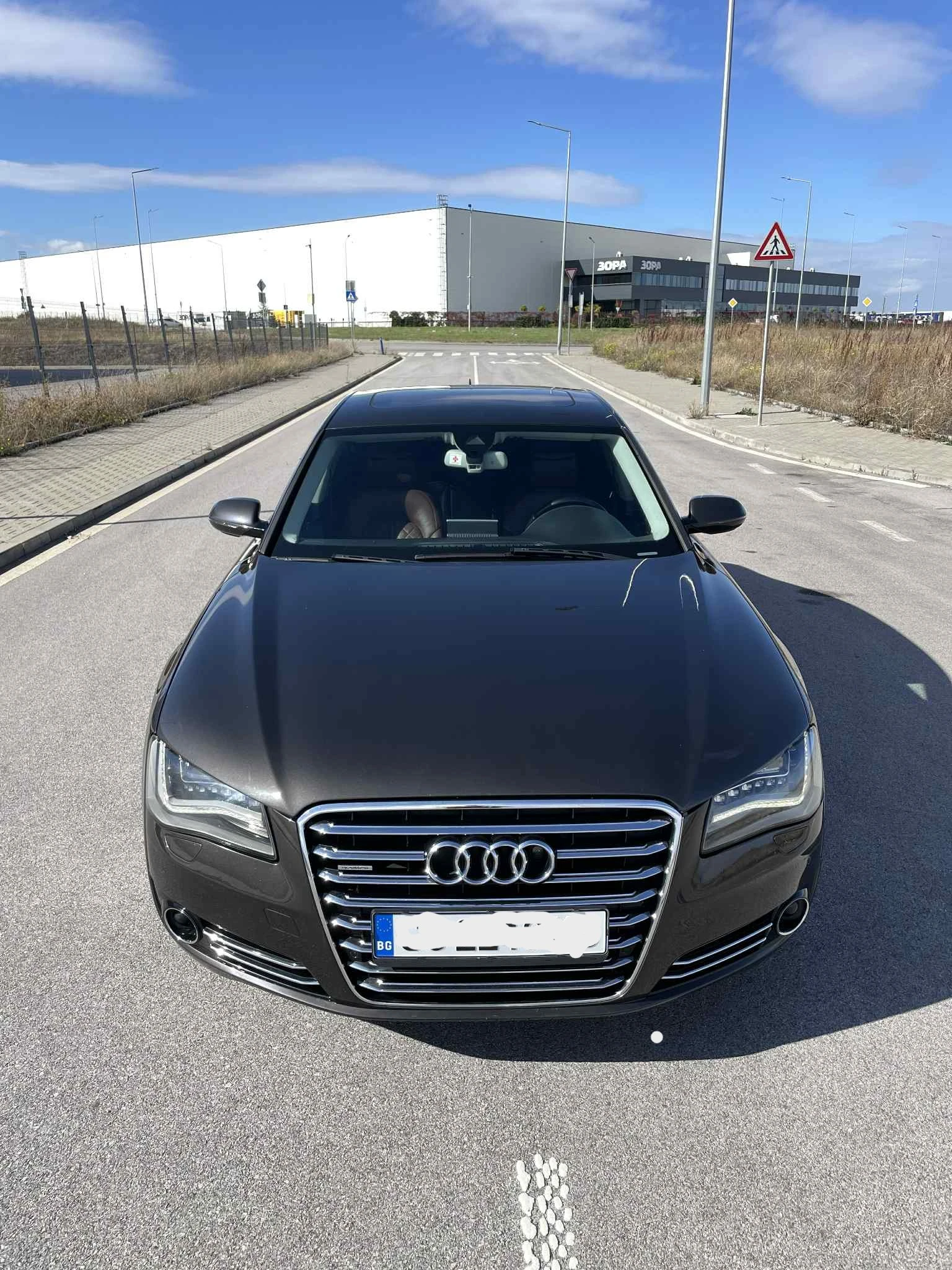Audi A8, снимка 2 - Автомобили и джипове - 54584721