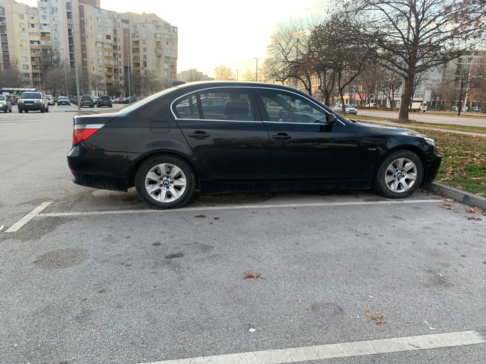 BMW 520, снимка 5 - Автомобили и джипове - 55304439