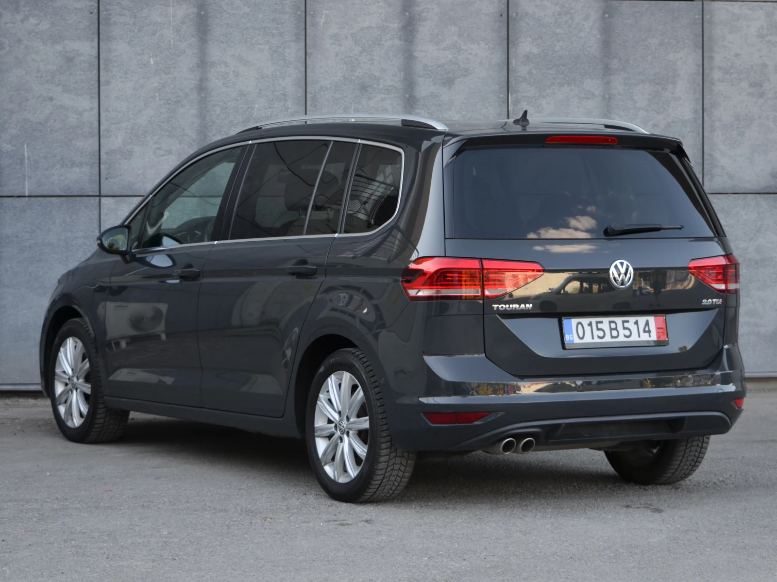 VW Touran 2.0 TDI 190hp 4x4, снимка 6 - Автомобили и джипове - 55688144