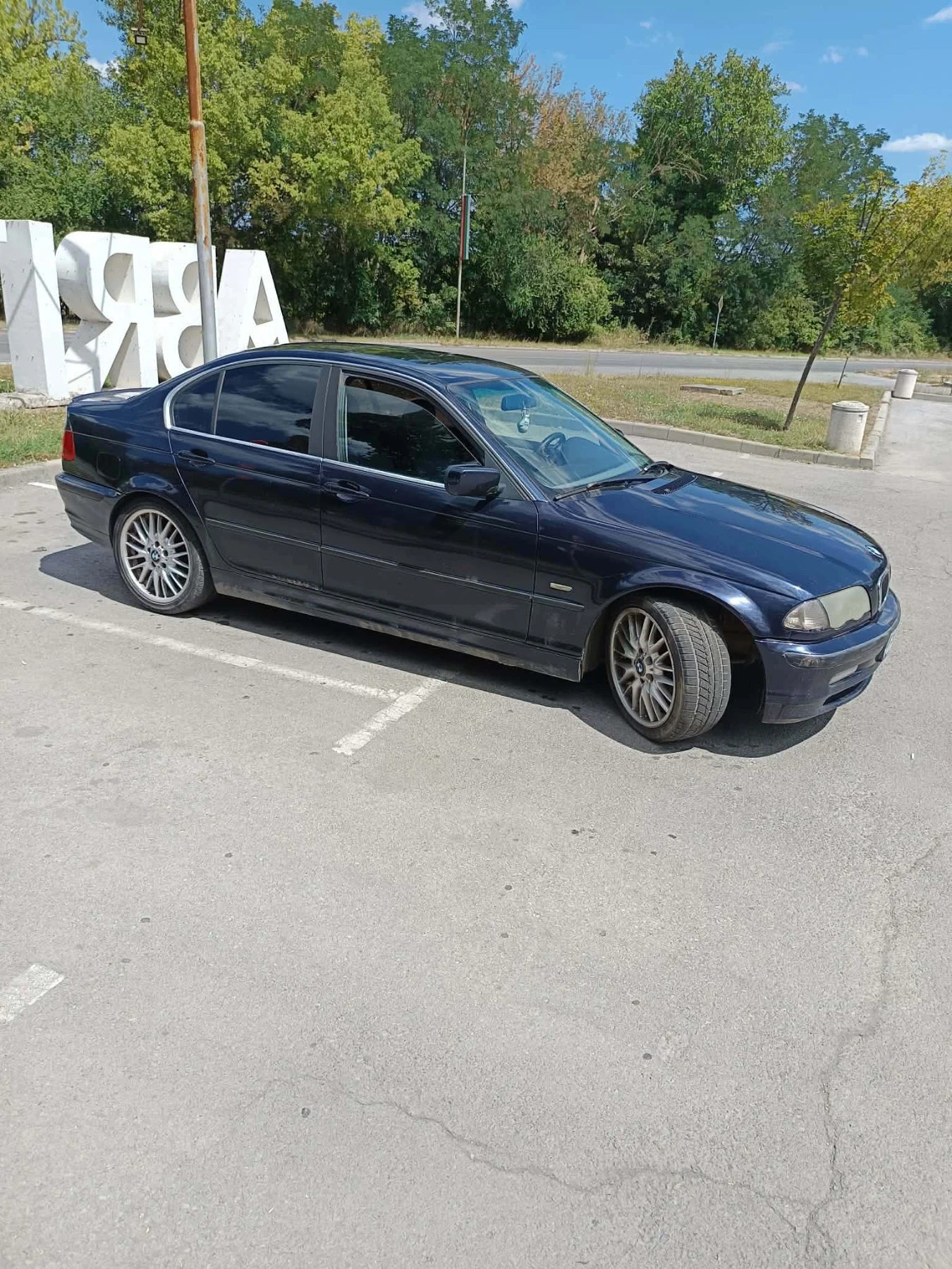 BMW 320 2.0, снимка 12 - Автомобили и джипове - 55711162