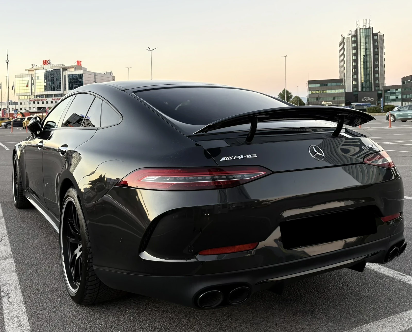 Mercedes-Benz GT 5.3 AMG Възможност лизинг, снимка 6 - Автомобили и джипове - 55975132